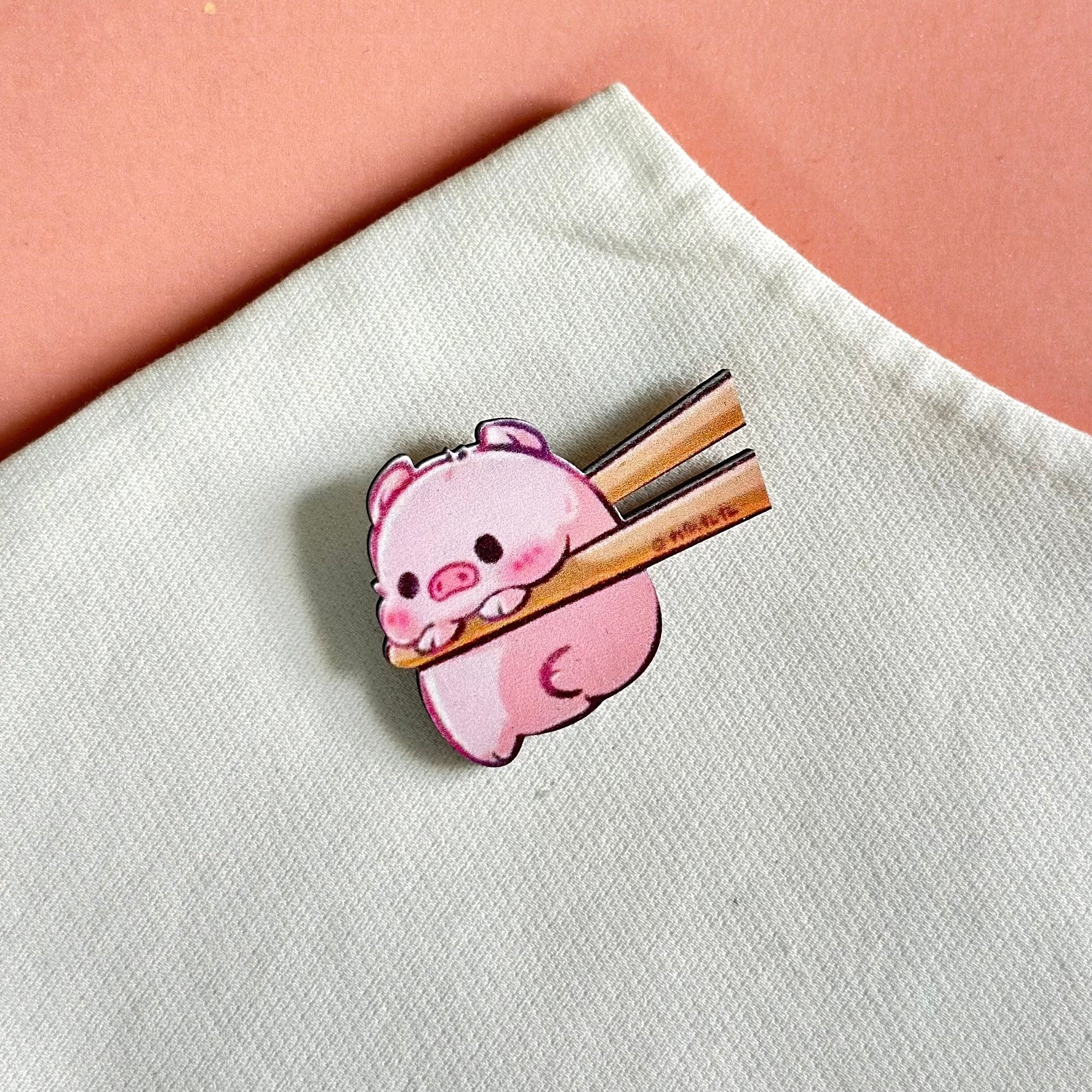 Pig Mochi Standard Brooch