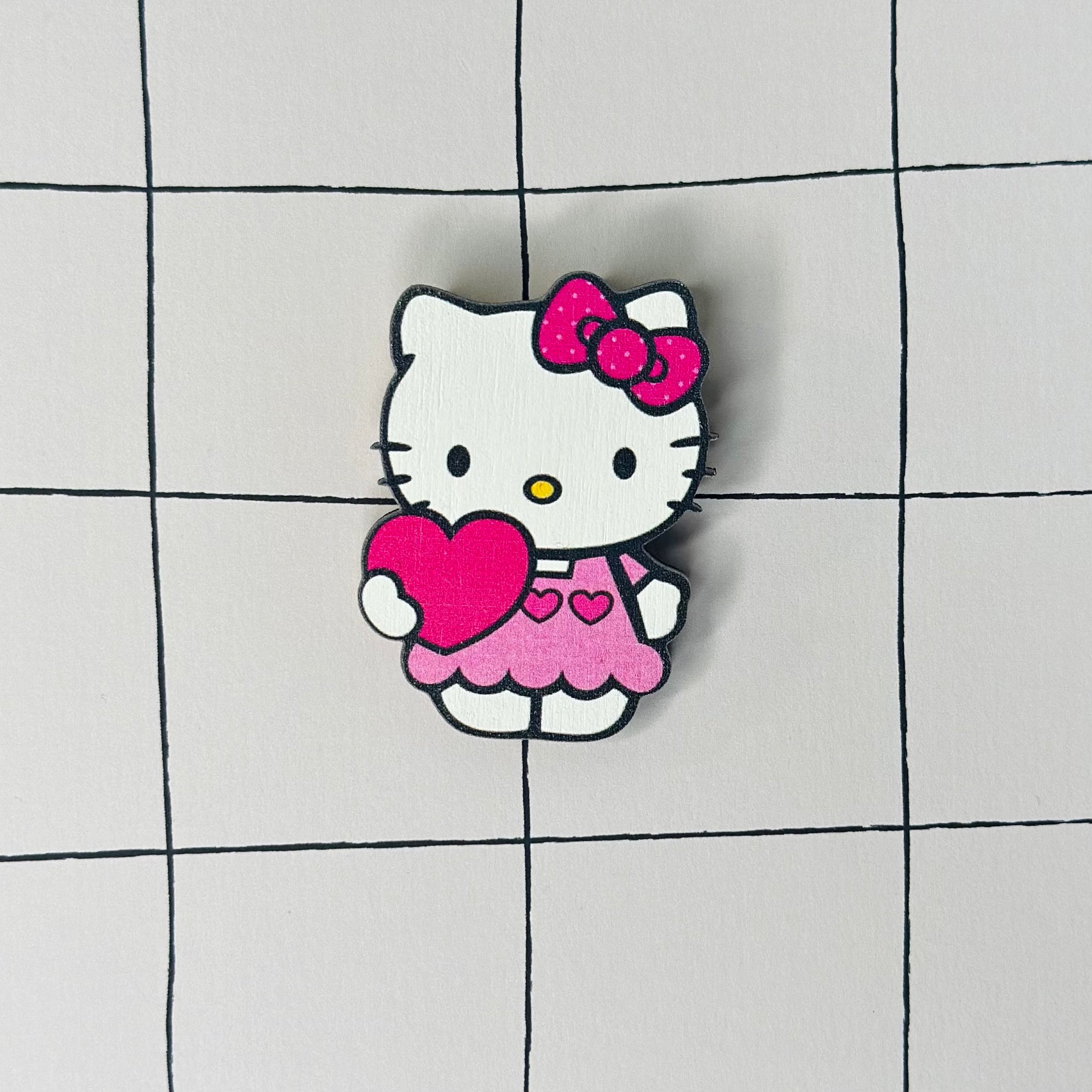 HELLO KITTY brooch