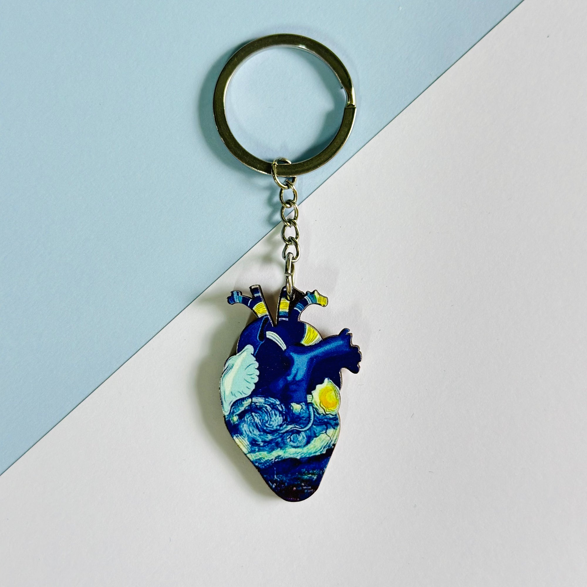 A heart with a painting by Van Gogh - The Midnight Night key chain