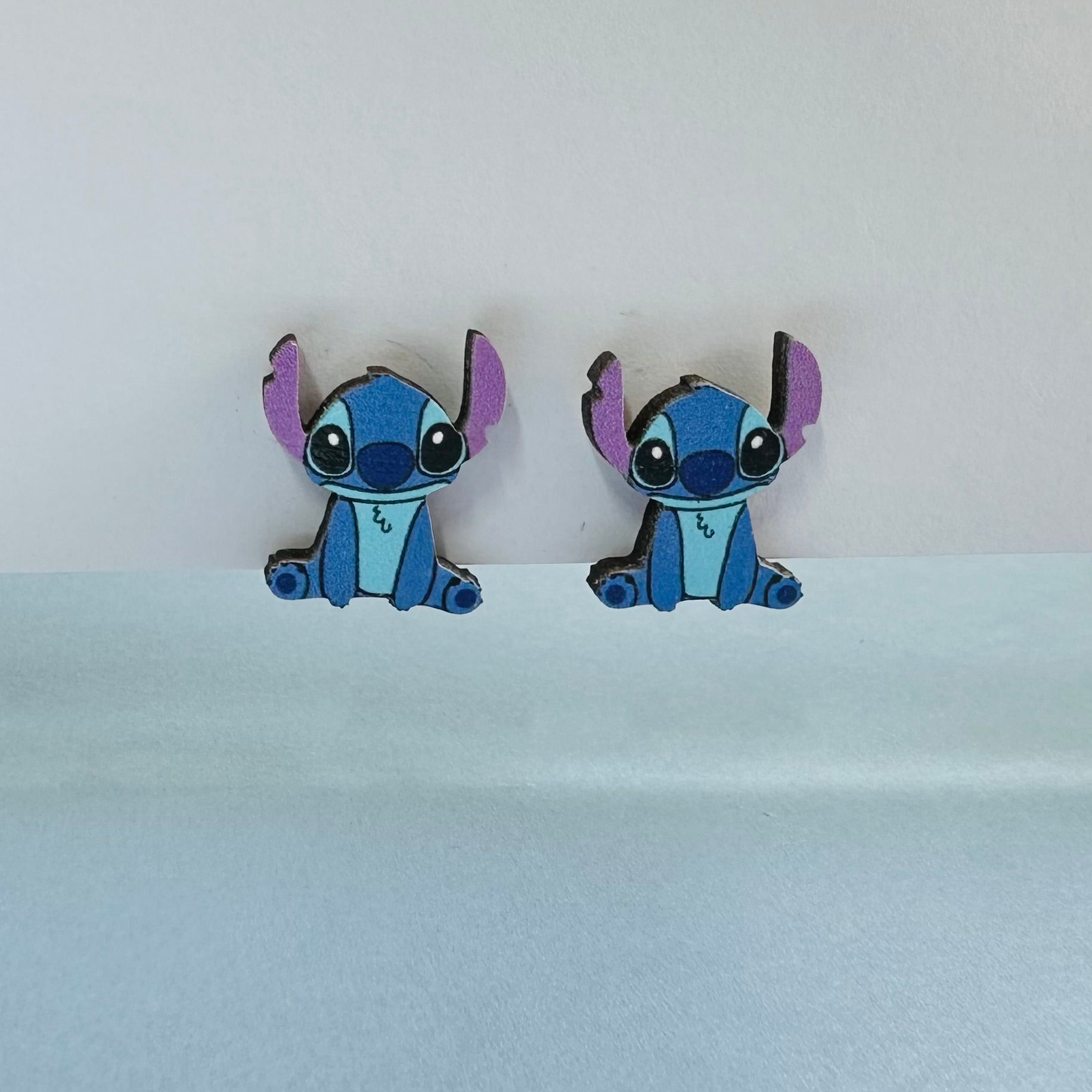 Stich/Stich wooden earring