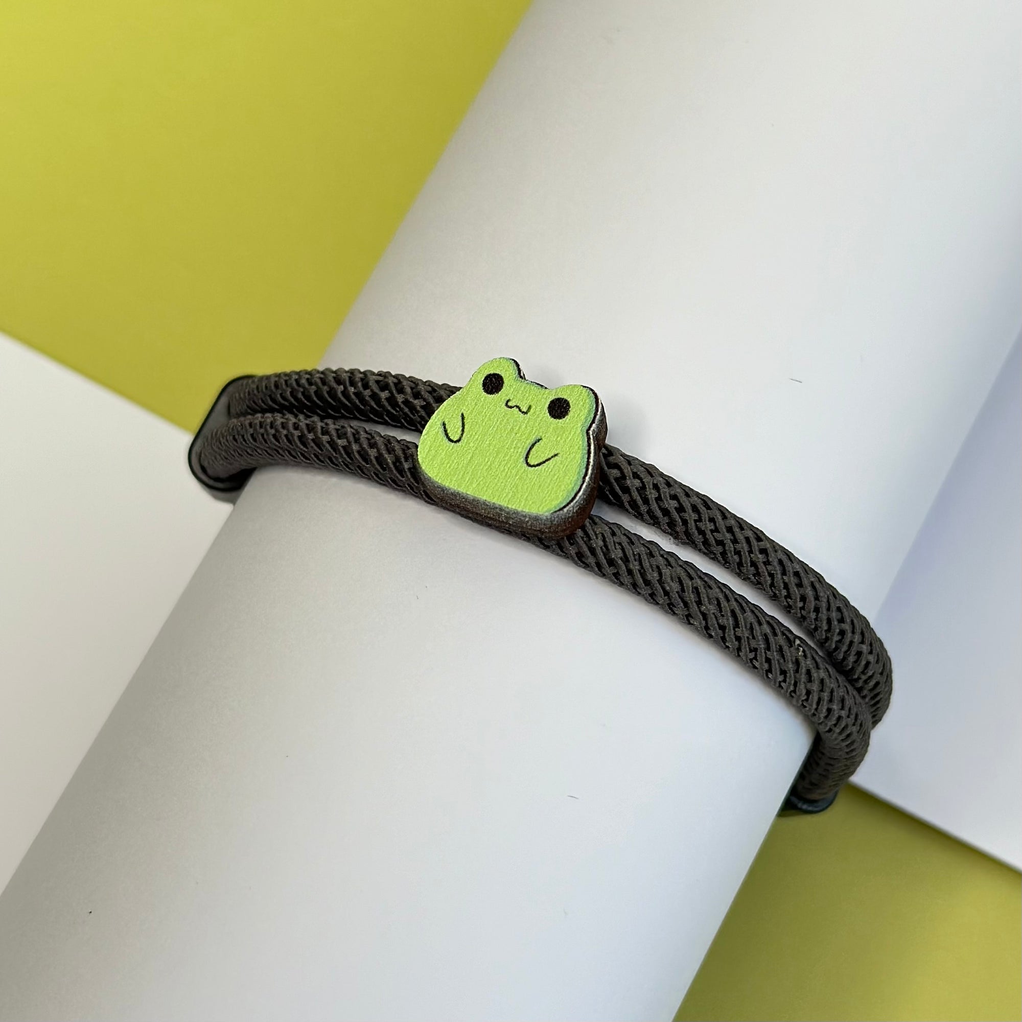 Frog bracelet