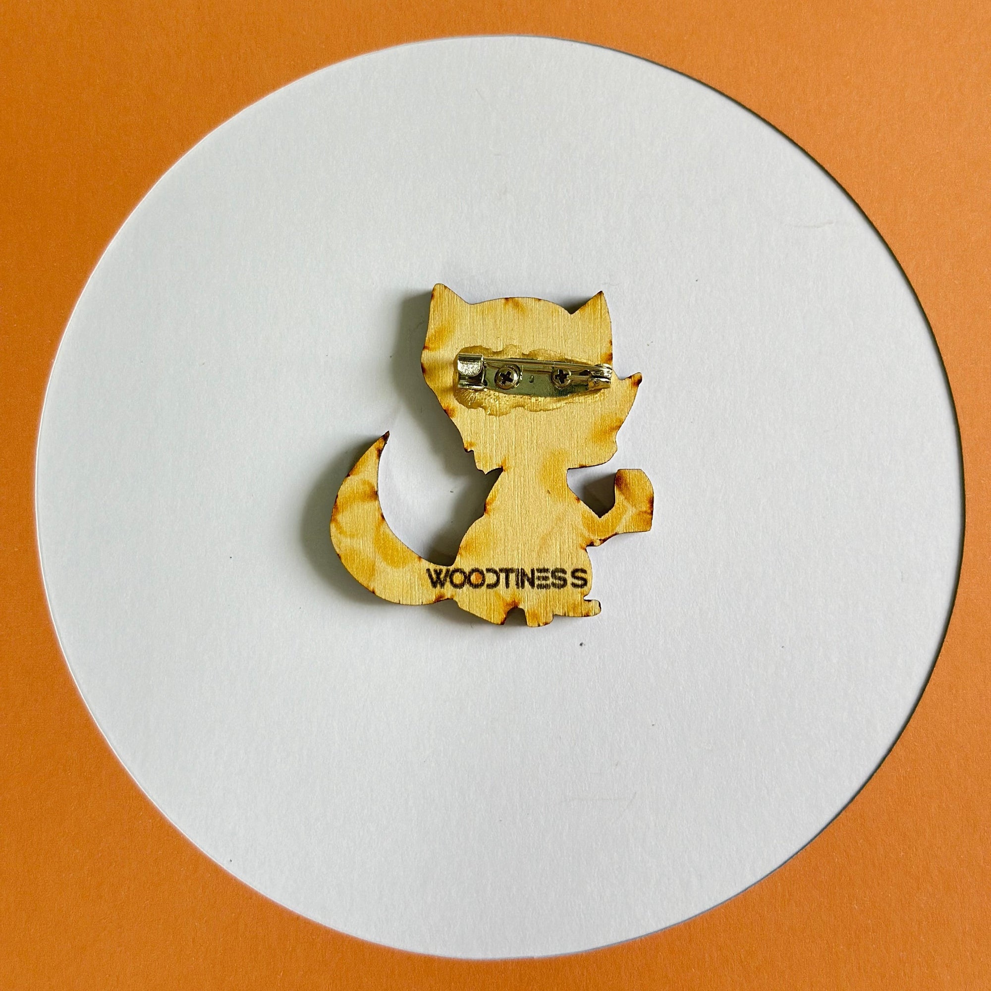 Foxes standard brooch