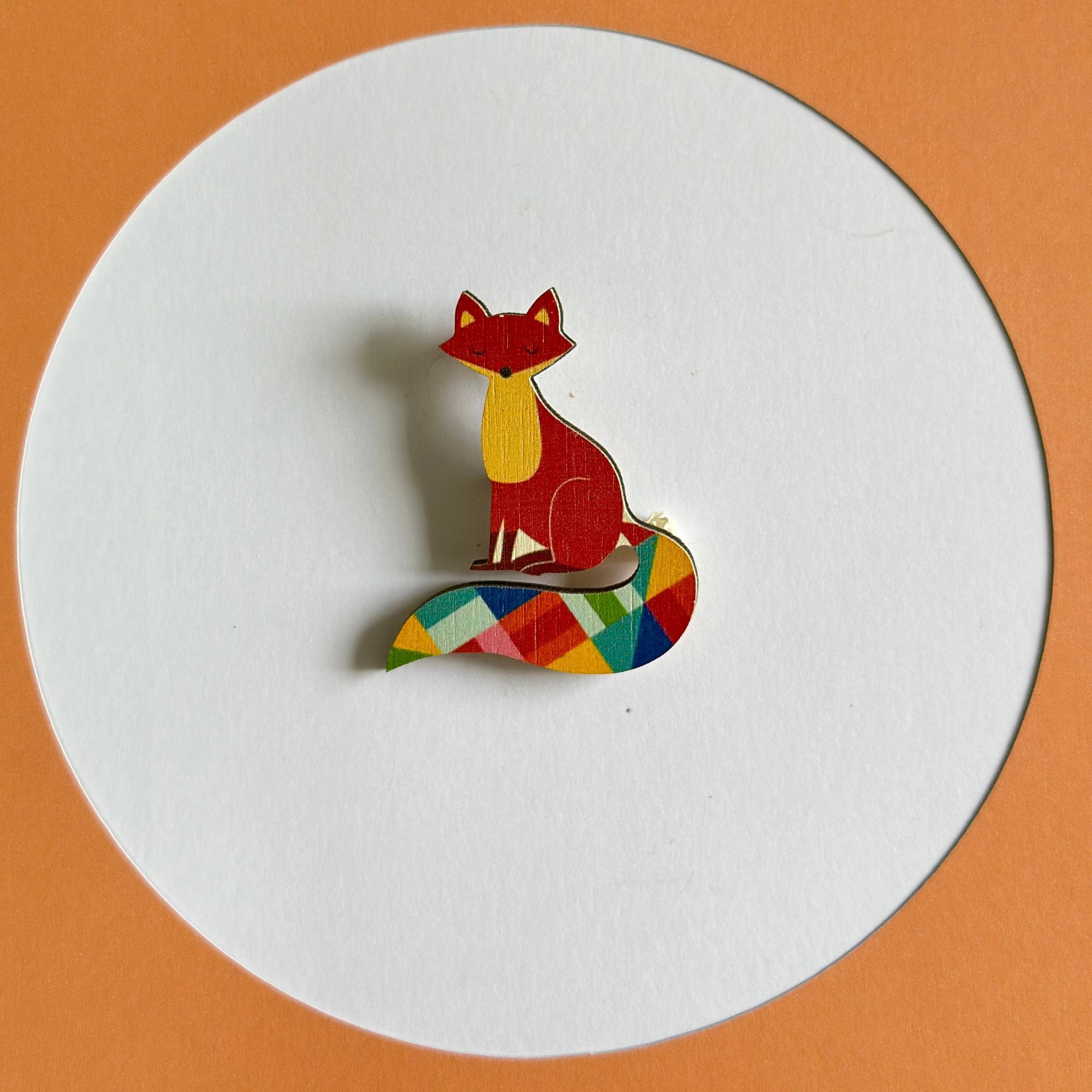 Foxes standard brooch