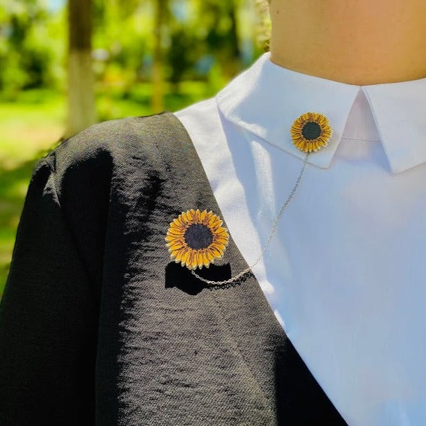 Sunflowers brooch