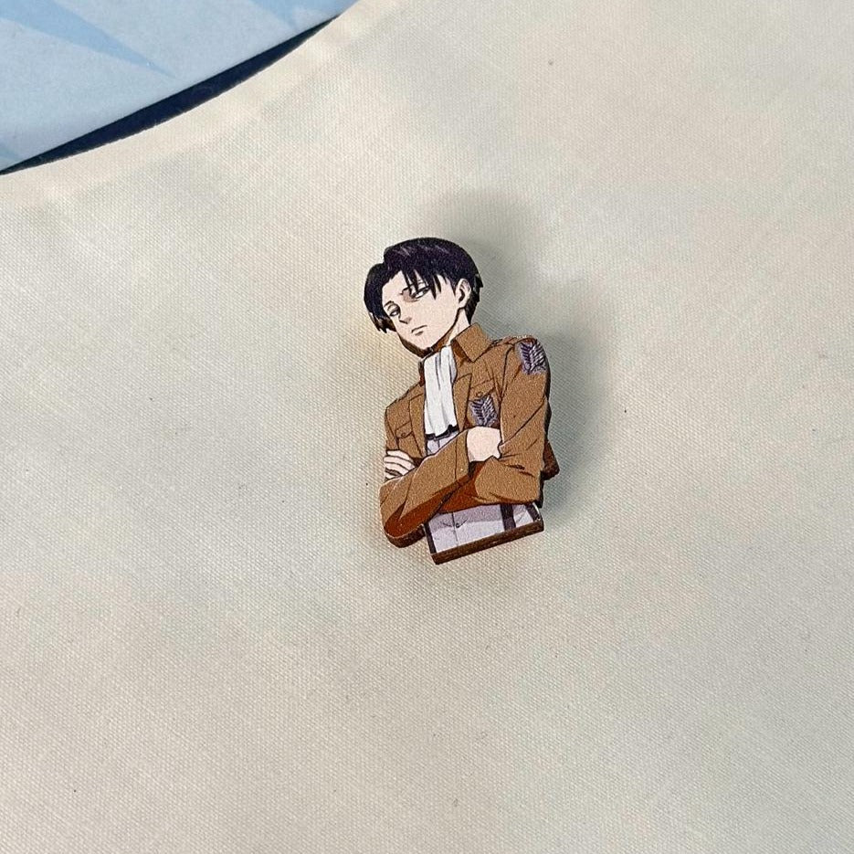 ანიმე Attack on Titan: Levi Ackerman გულსაბნევი აქსესუარი